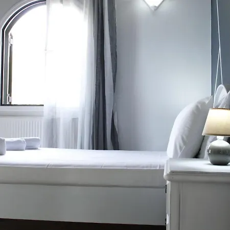 Villa In Corfu With Pool Near Gialos