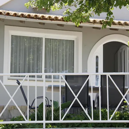 Villa In Corfu With Pool Near Gialos Astrakeri